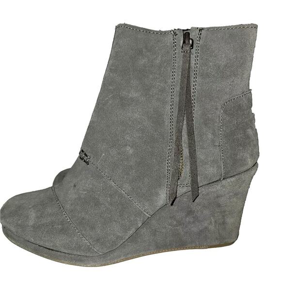 NEW! TOMS Desert Wedge High Grey Suede Women's Size 10 Ankle Boots Zipper Side - Picture 7 of 14